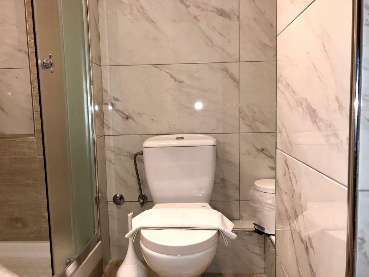 Mitropoleos Street Elegant Apartment Firostefani Dış mekan fotoğraf